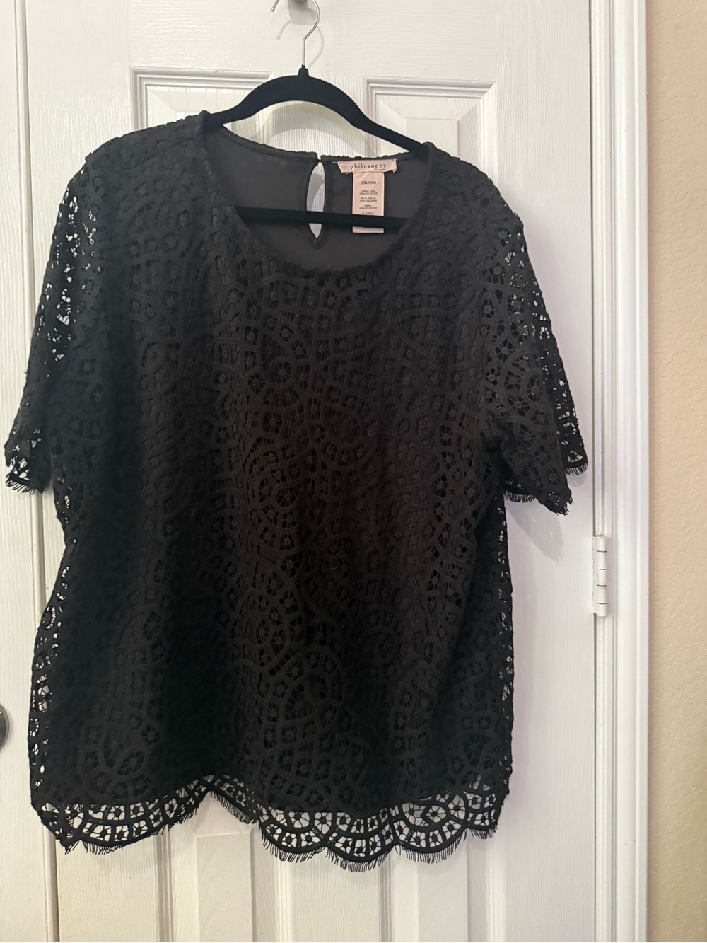 Philosophy black crochet/ Lace Top XXL